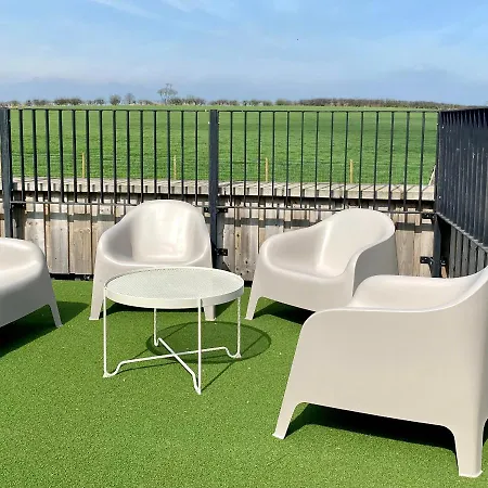 The Jack And Jill Coaching Hotel 4*